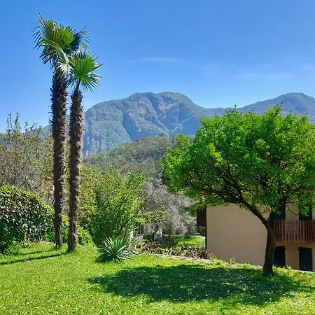 Holiday home With Lovely Garden, Tremezzina *