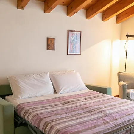 With Lovely Garden, Tremezzina Lenno