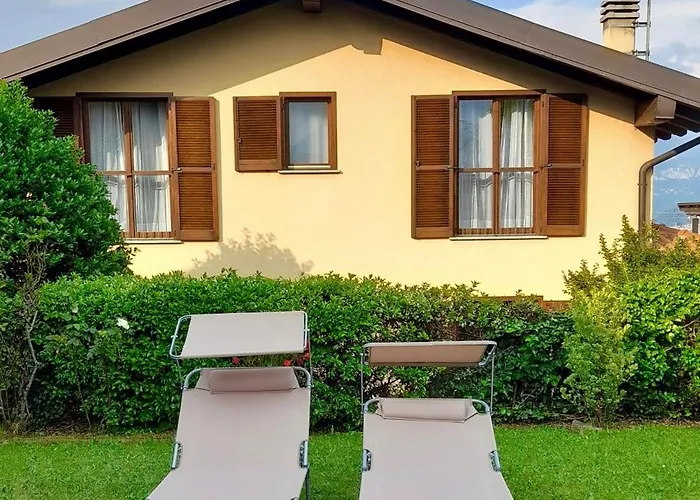 With Lovely Garden, Tremezzina Сasa de vacaciones Lenno