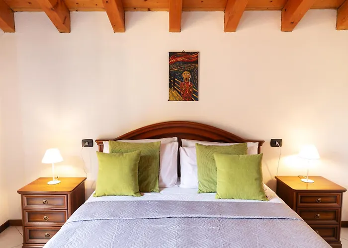 Casa Margherita, With Lovely Garden * Lenno