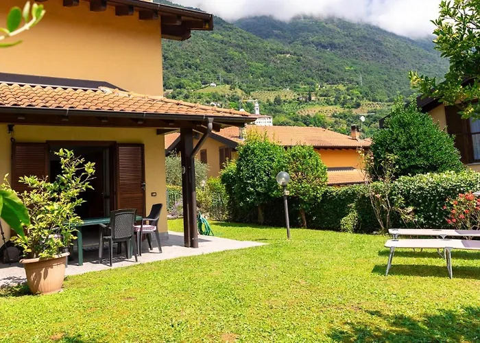 With Lovely Garden, Tremezzina * Lenno