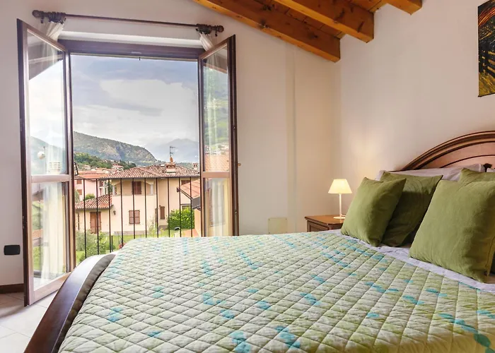 With Lovely Garden, Tremezzina Сasa de vacaciones *