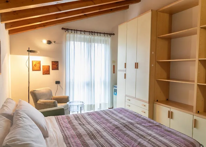 Ferienhaus With Lovely Garden, Tremezzina Lenno