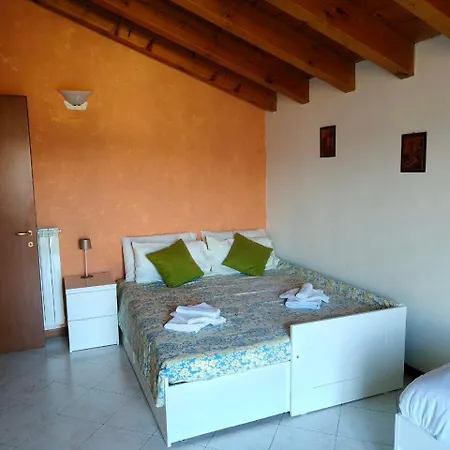 Casa Margherita, With Lovely Garden * レンノ